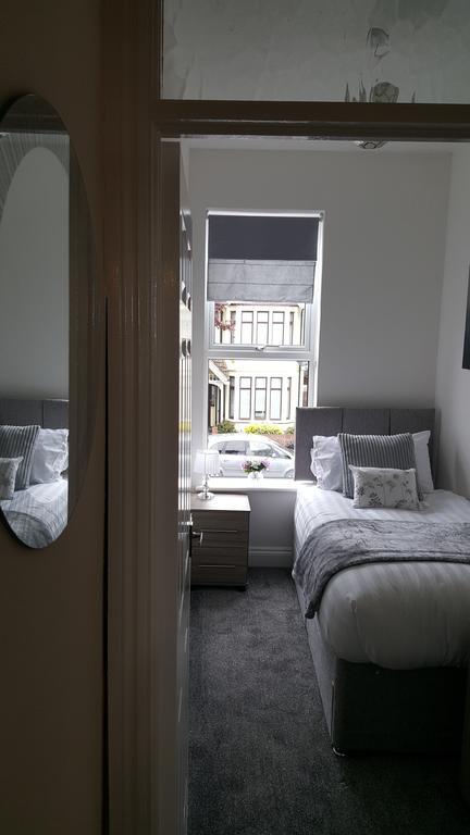 Seventy Eight Apartment Southend-on-Sea Exterior photo