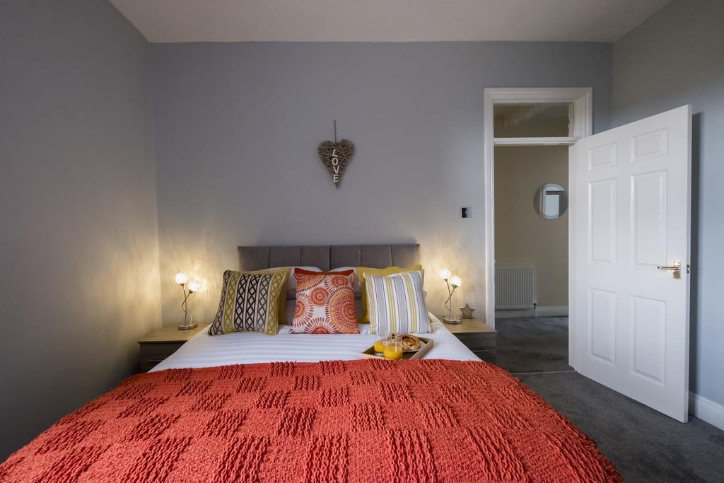 Seventy Eight Apartment Southend-on-Sea Exterior photo