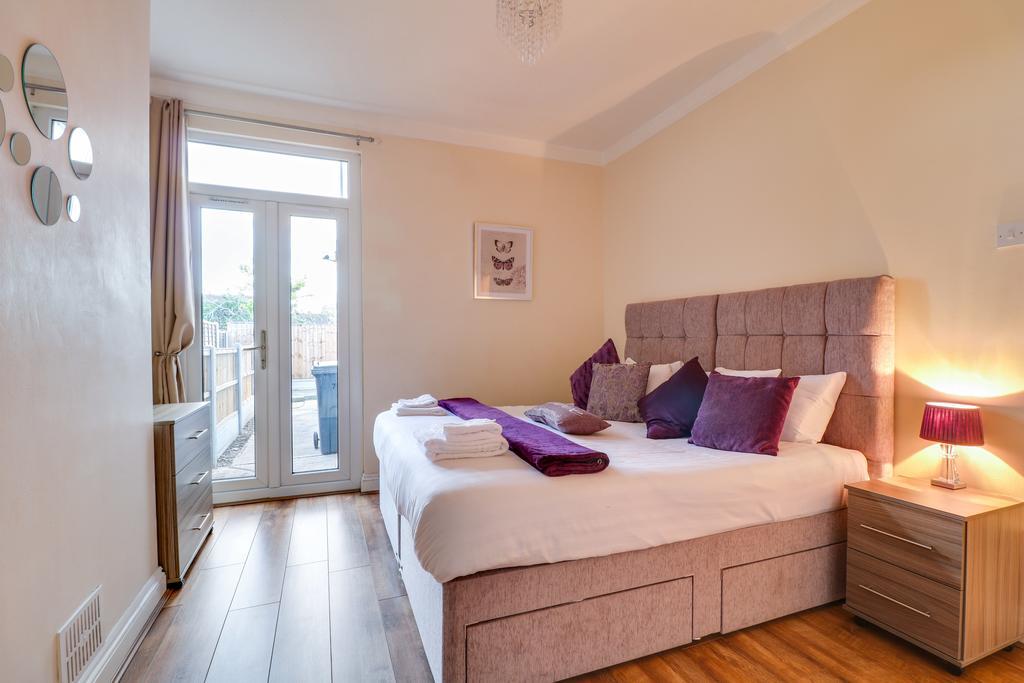 Seventy Eight Apartment Southend-on-Sea Exterior photo