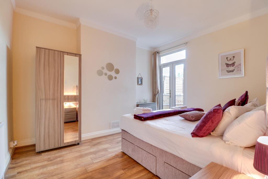 Seventy Eight Apartment Southend-on-Sea Exterior photo